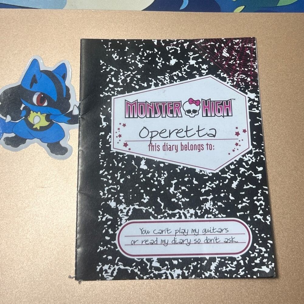 Monster High Operetta Campus Stroll Diary Journal Booklet Mattel 2011
